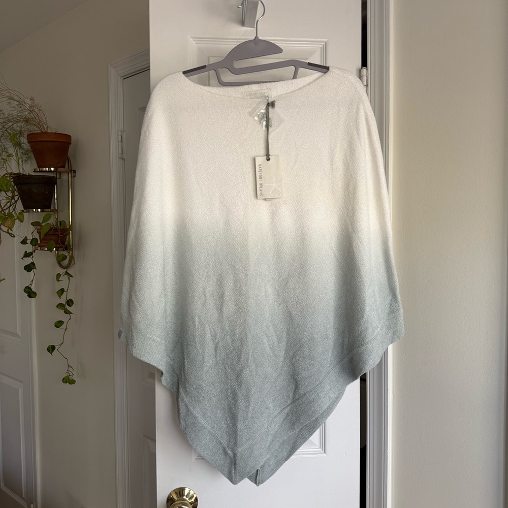 Barefoot Dreams CozyChic Ultra Lite Ombré Poncho White Gray Blue NWT - One Size